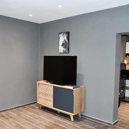 Logement In Wood Brugelette Exterior foto